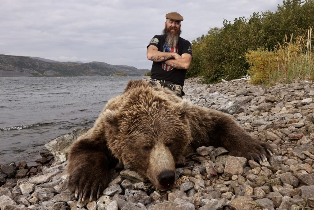 Alaska_Bear_Hunts-Wolverine_Outfitter (1)